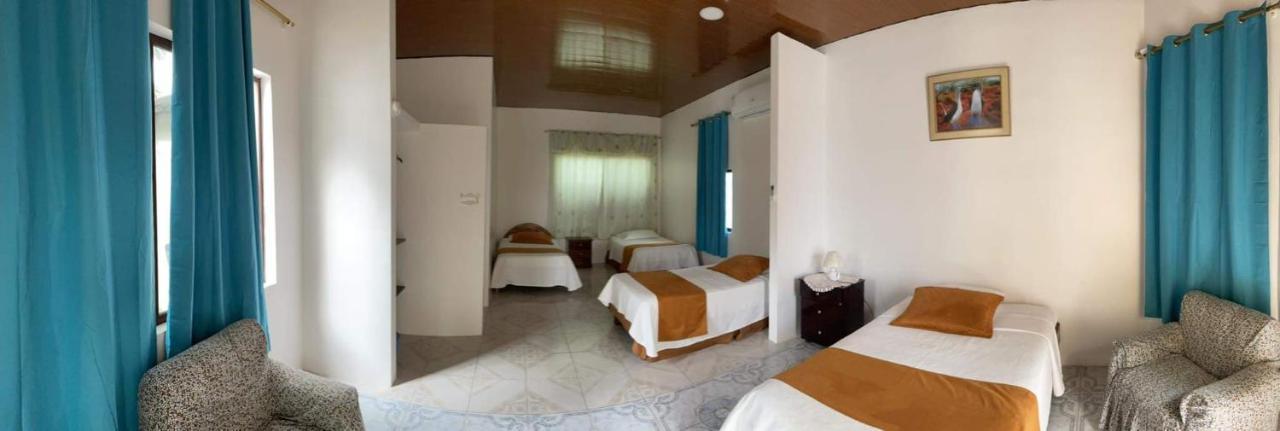 Hostal Muro De Las Lagrimas With High Speed Internet Starlink Пуерто-Вільяміль Екстер'єр фото