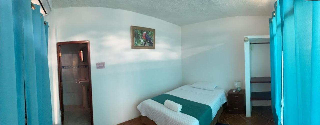 Hostal Muro De Las Lagrimas With High Speed Internet Starlink Пуерто-Вільяміль Екстер'єр фото