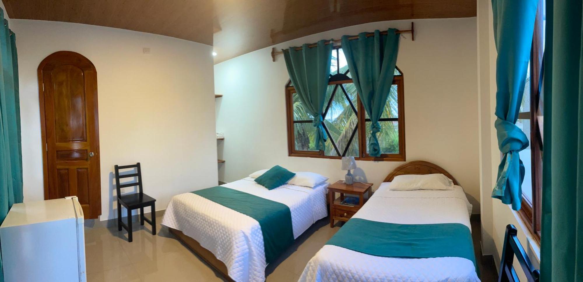 Hostal Muro De Las Lagrimas With High Speed Internet Starlink Пуерто-Вільяміль Екстер'єр фото