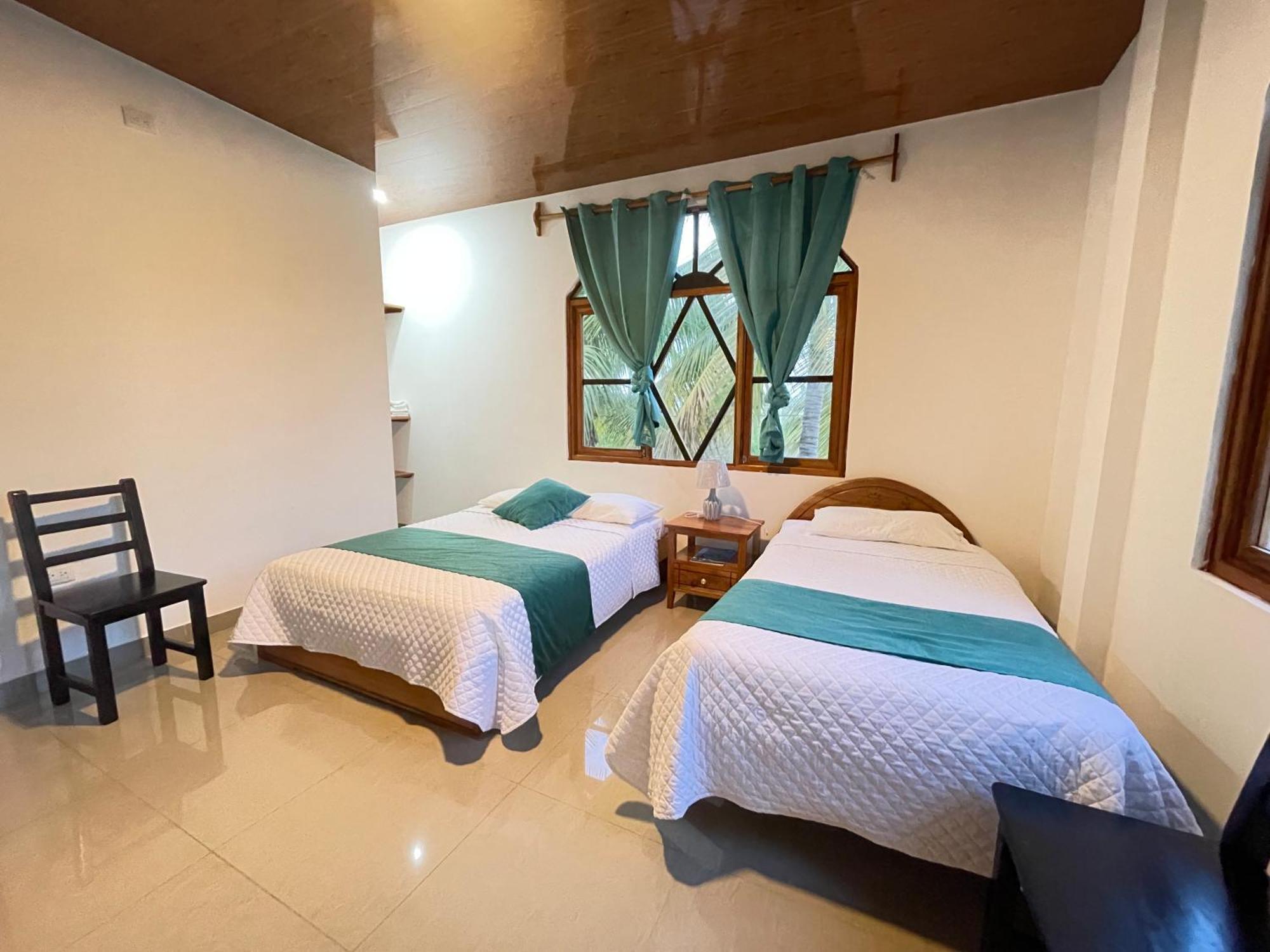Hostal Muro De Las Lagrimas With High Speed Internet Starlink Пуерто-Вільяміль Екстер'єр фото