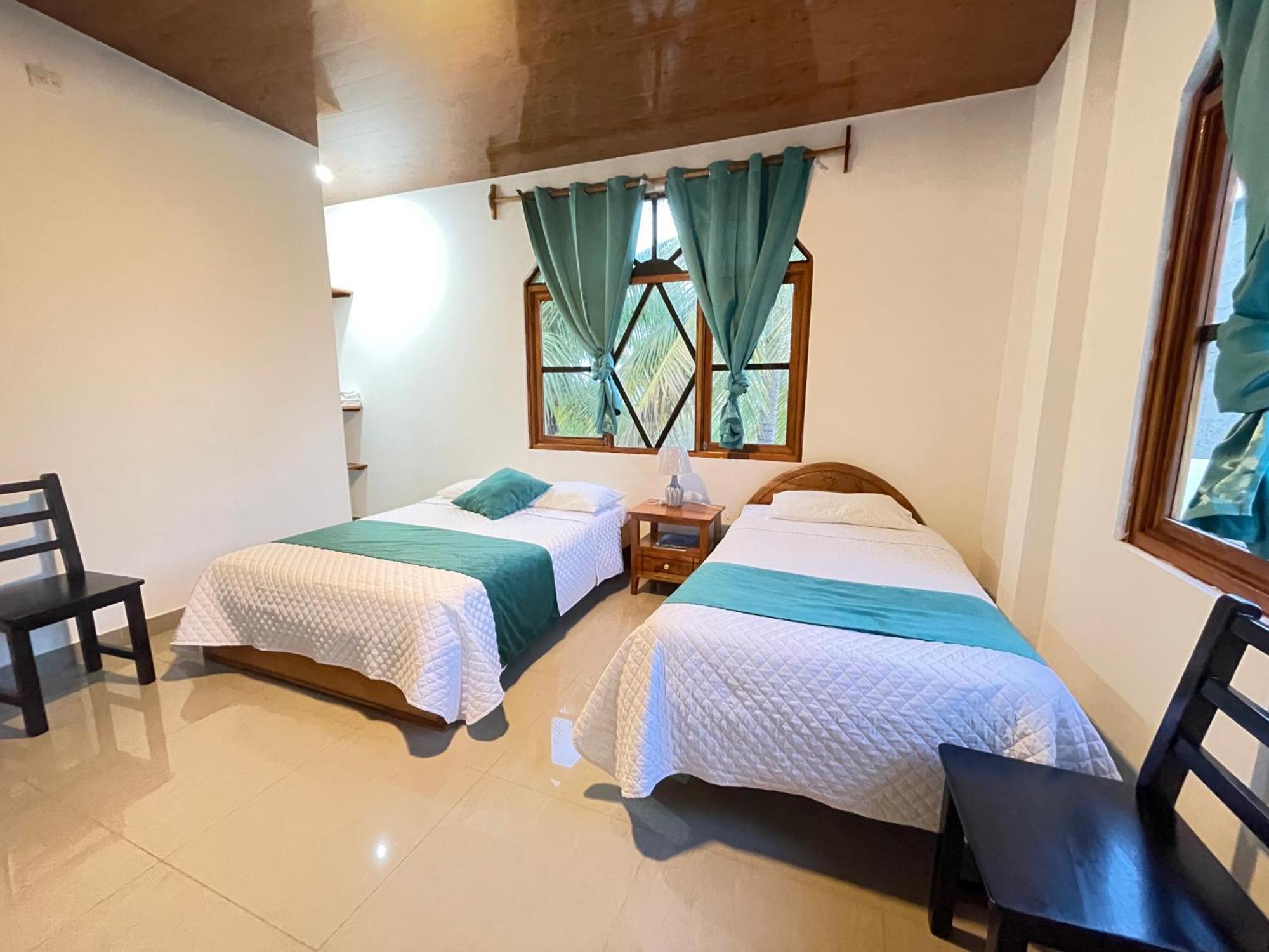 Hostal Muro De Las Lagrimas With High Speed Internet Starlink Пуерто-Вільяміль Екстер'єр фото