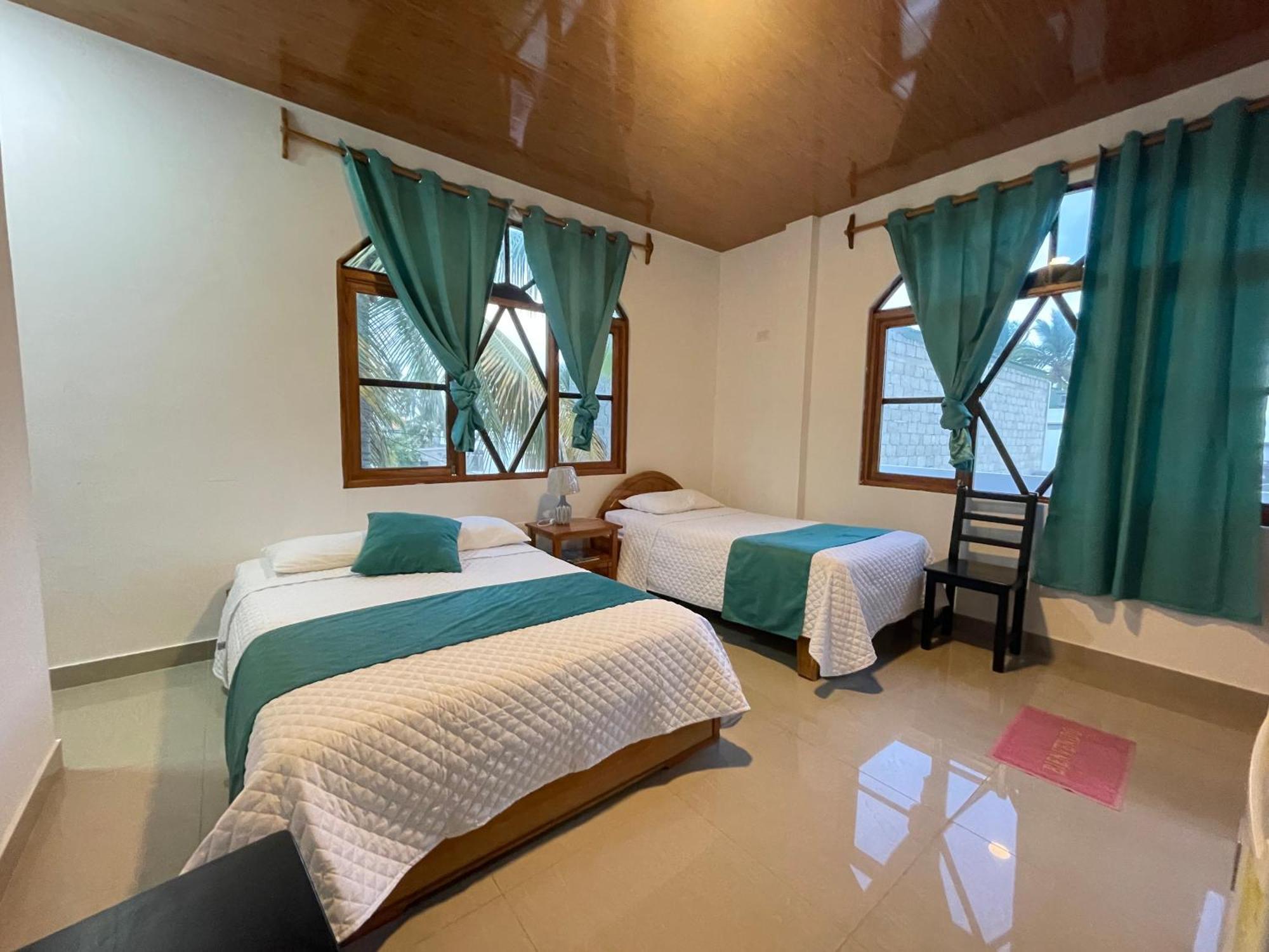 Hostal Muro De Las Lagrimas With High Speed Internet Starlink Пуерто-Вільяміль Екстер'єр фото
