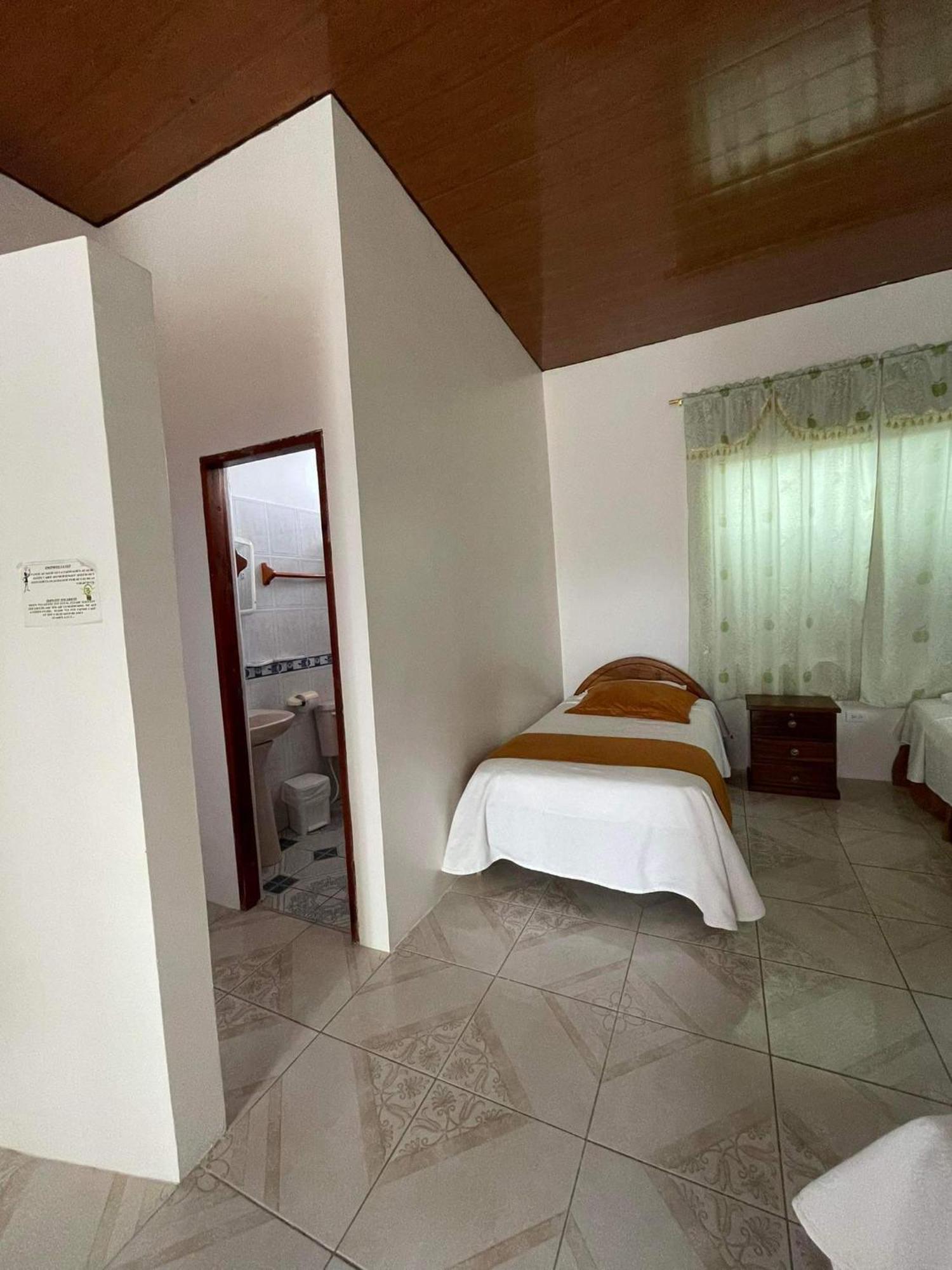 Hostal Muro De Las Lagrimas With High Speed Internet Starlink Пуерто-Вільяміль Екстер'єр фото