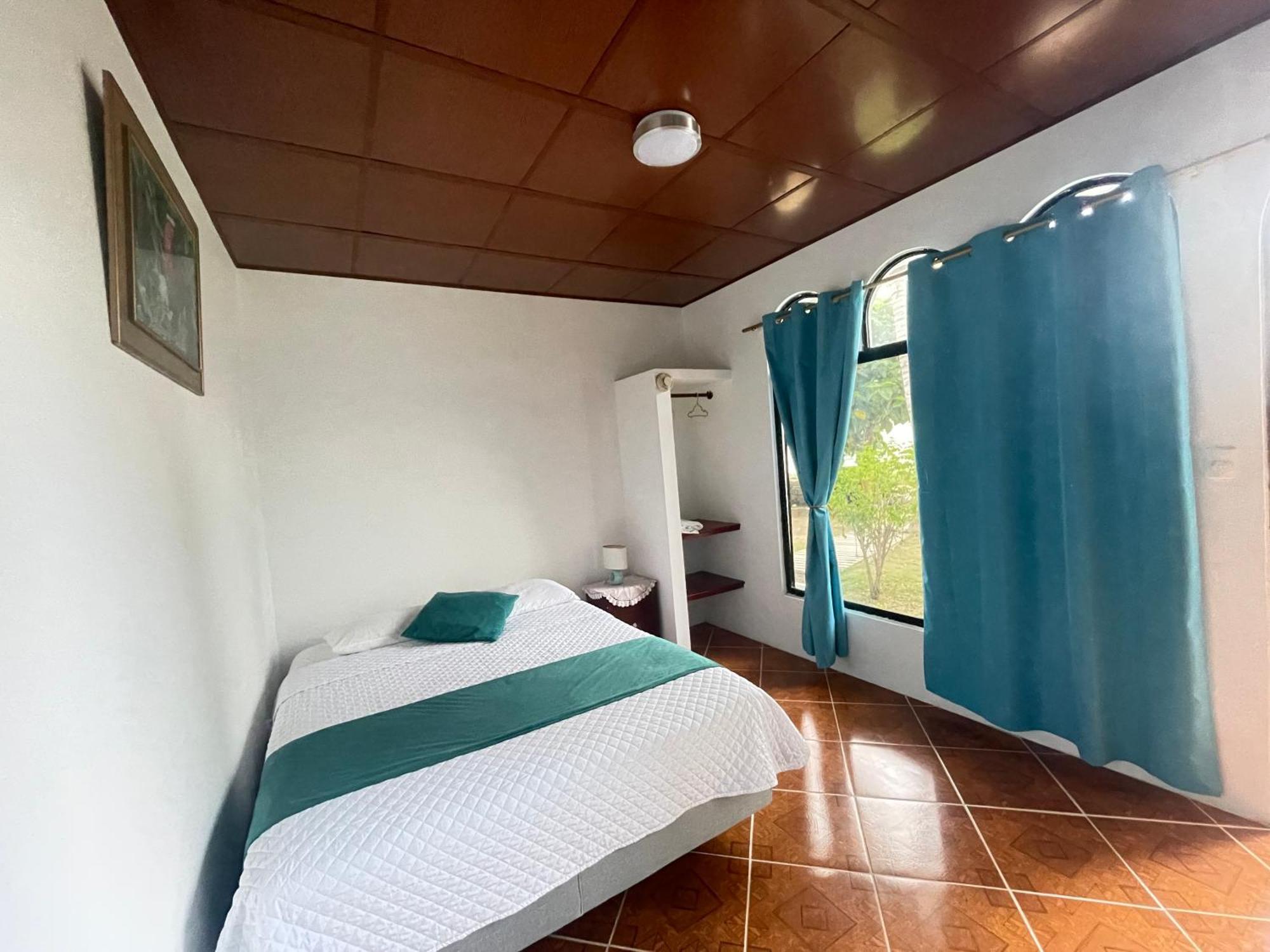 Hostal Muro De Las Lagrimas With High Speed Internet Starlink Пуерто-Вільяміль Екстер'єр фото
