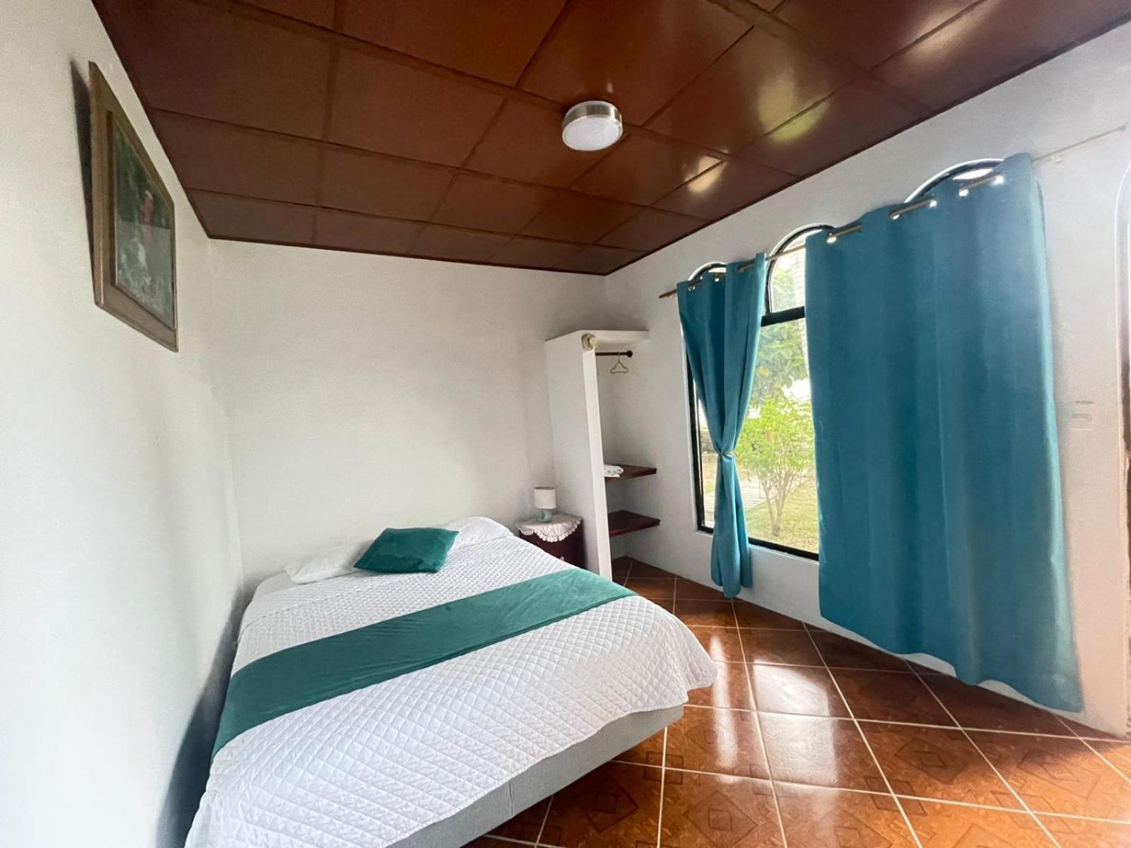 Hostal Muro De Las Lagrimas With High Speed Internet Starlink Пуерто-Вільяміль Екстер'єр фото